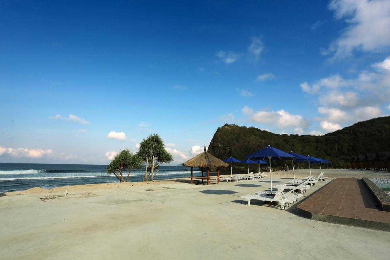 Azana Essence Villa Tabitha Lombok Bumbang エクステリア 写真