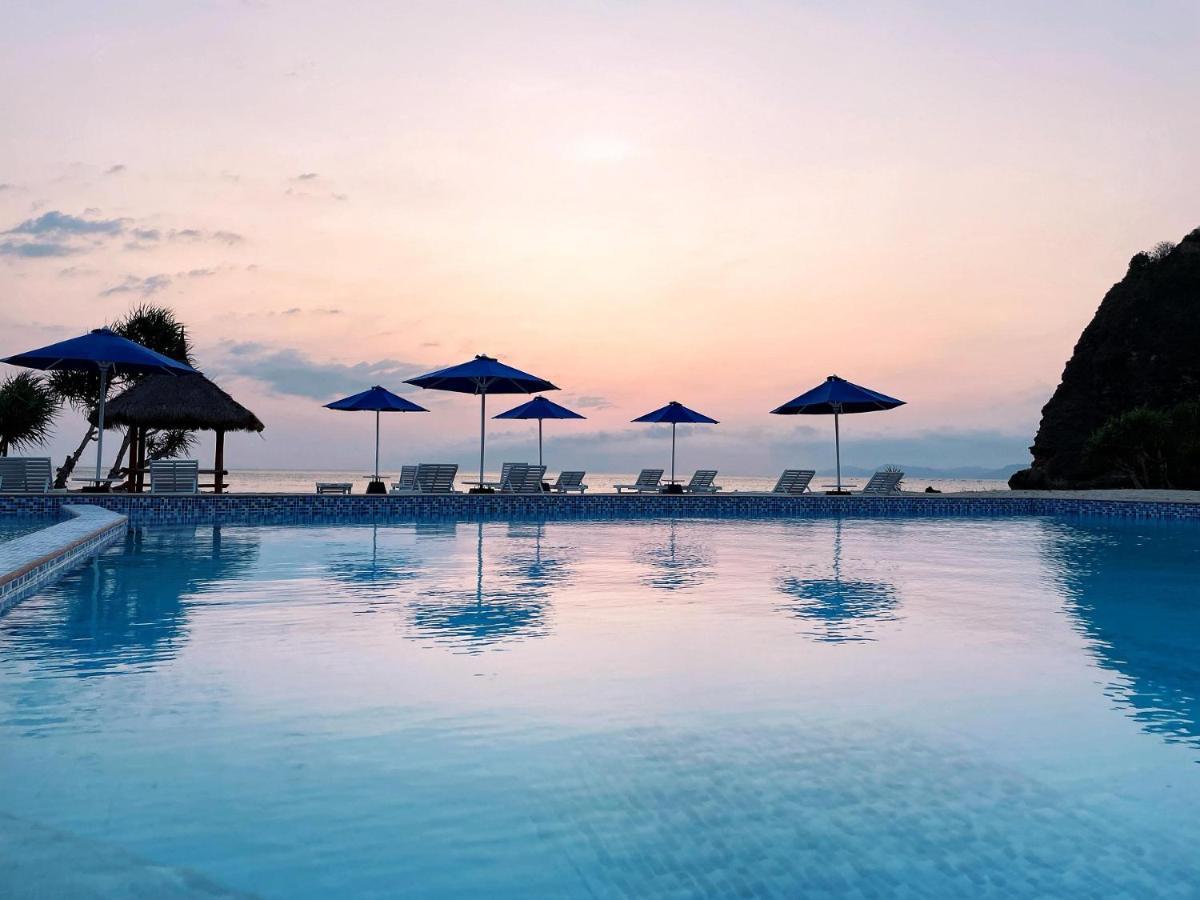 Azana Essence Villa Tabitha Lombok Bumbang エクステリア 写真
