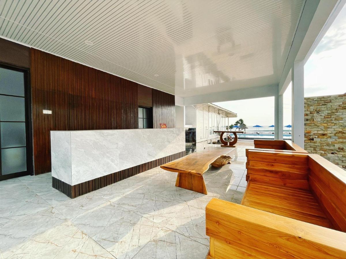 Azana Essence Villa Tabitha Lombok Bumbang エクステリア 写真