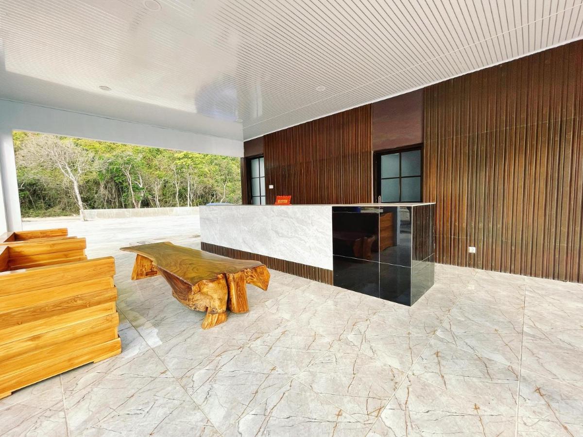 Azana Essence Villa Tabitha Lombok Bumbang エクステリア 写真