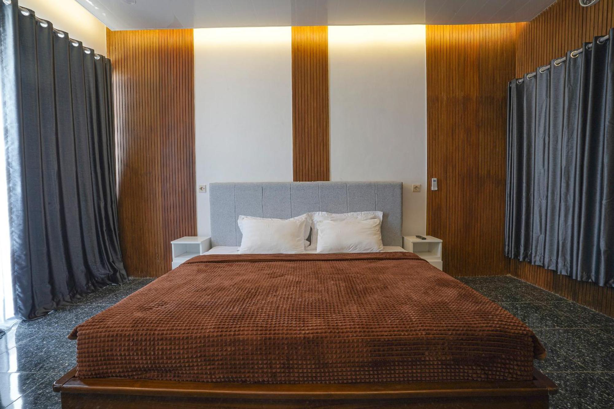 Azana Essence Villa Tabitha Lombok Bumbang エクステリア 写真